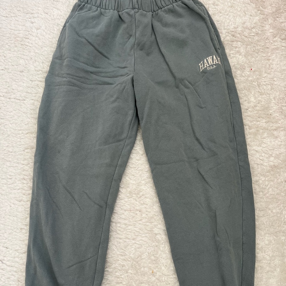 Brandy Melville sweats!